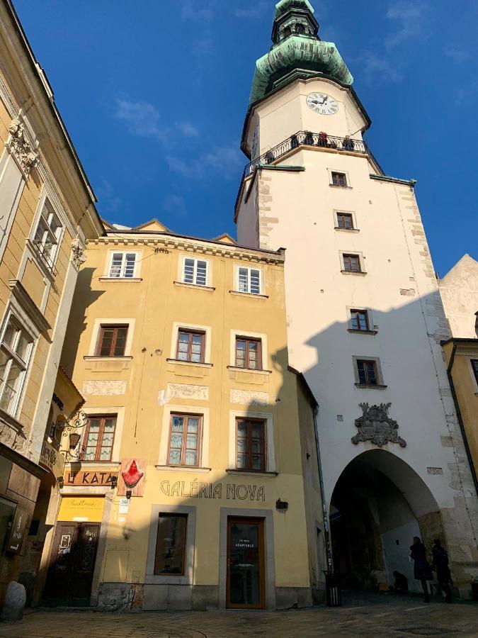 Bastova Apartment Bratislava Exterior foto